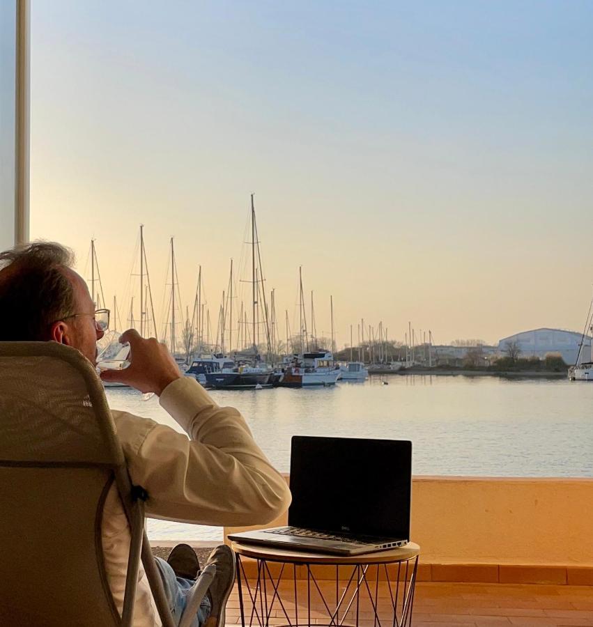 Studio - Les Pieds Dans L'Eau Agreable En Toutes Saisons 4 Couchages - Climatisation - Parking Prive - Piscine Sur Mer - Vue Magnifique Et Rare - Situation Optimum - Les Argonautes - Ile Des Pecheurs - Cap D'阿格德 外观 照片
