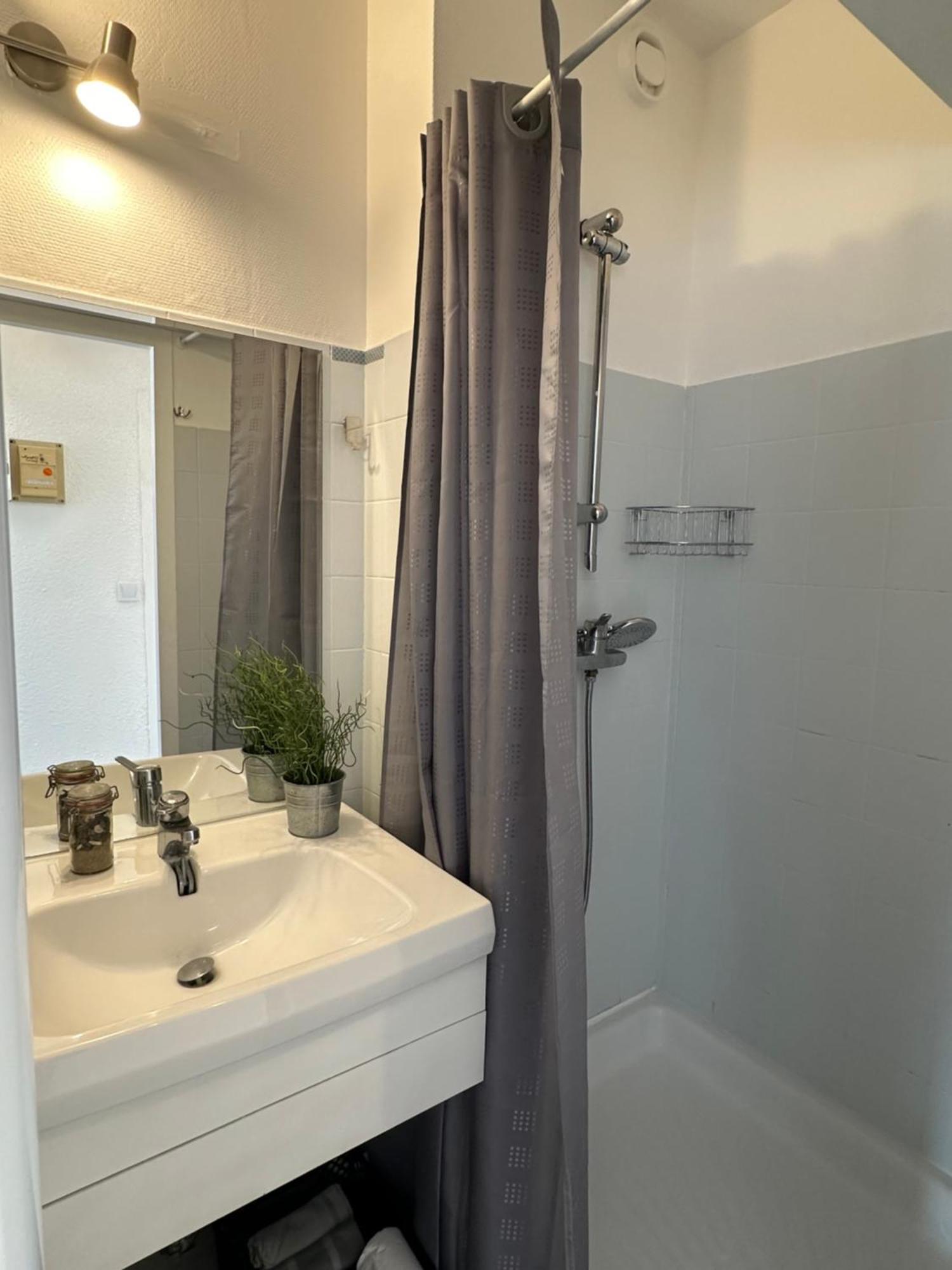 Studio - Les Pieds Dans L'Eau Agreable En Toutes Saisons 4 Couchages - Climatisation - Parking Prive - Piscine Sur Mer - Vue Magnifique Et Rare - Situation Optimum - Les Argonautes - Ile Des Pecheurs - Cap D'阿格德 外观 照片